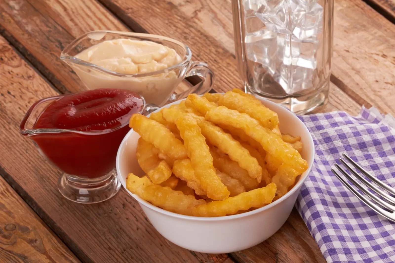 Hand-cut crispy french fries