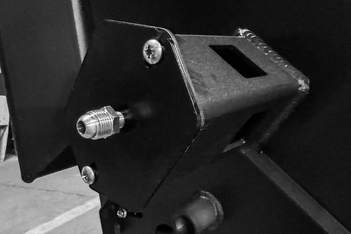 Orifice plate bolted to the burner intake